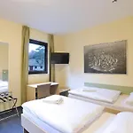 Airporthotel 3* فيزه