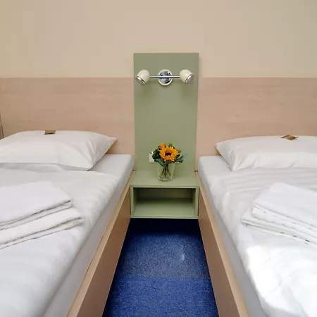 Airporthotel