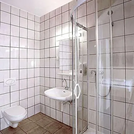 Airporthotel מלון וייץ