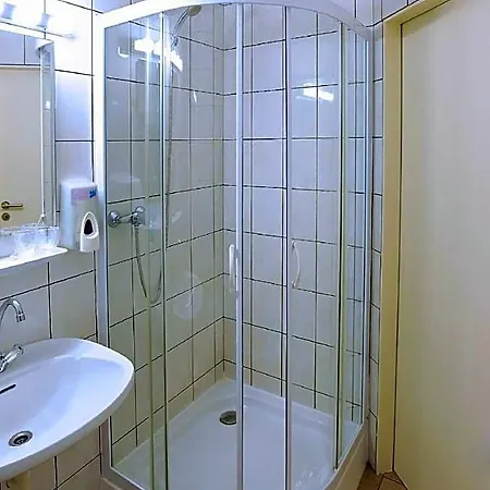 Airporthotel מלון וייץ