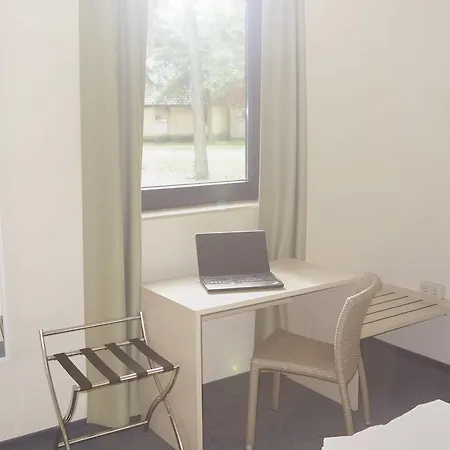 Ξενοδοχείο Airporthotel 3*