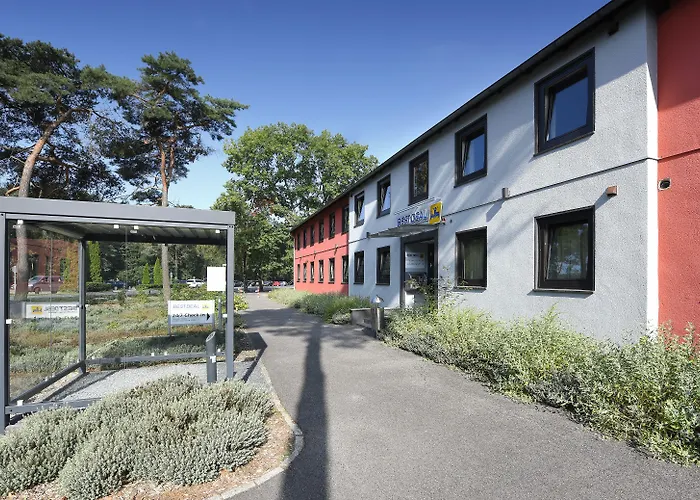 Airporthotel Hotel 3*